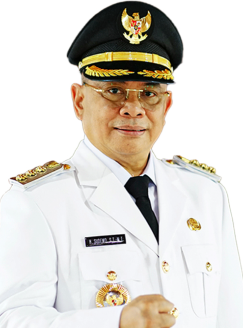 Potret arsip Sudewo dalam seragam kepala daerah tahun 2025, bukan dokumentasi sidang 21 Oktober 2026.